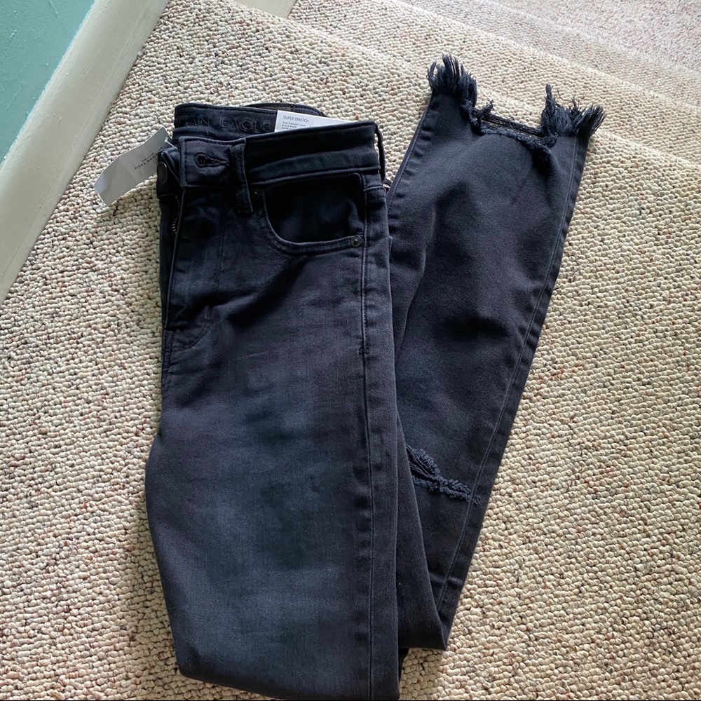 NWT AE black superstretch straight cropped jeans